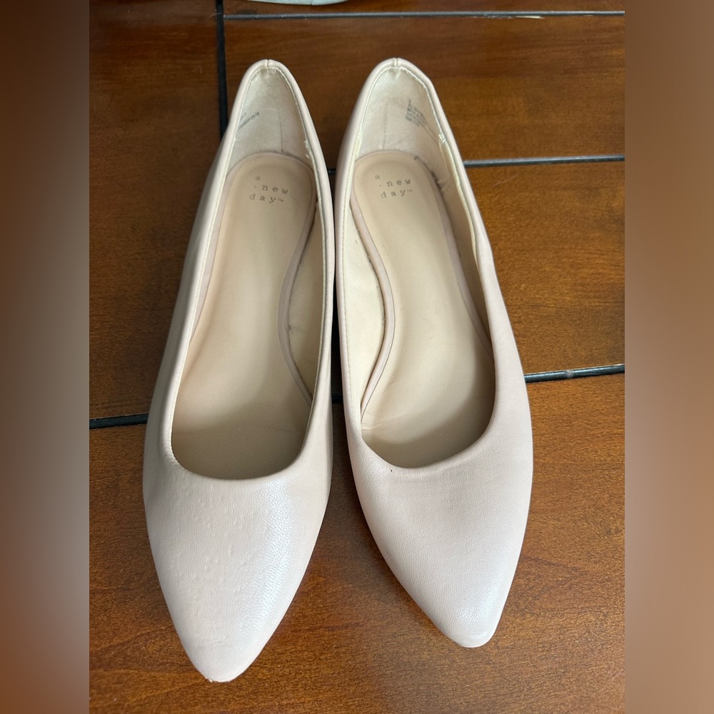 A New Day nude flats size 9